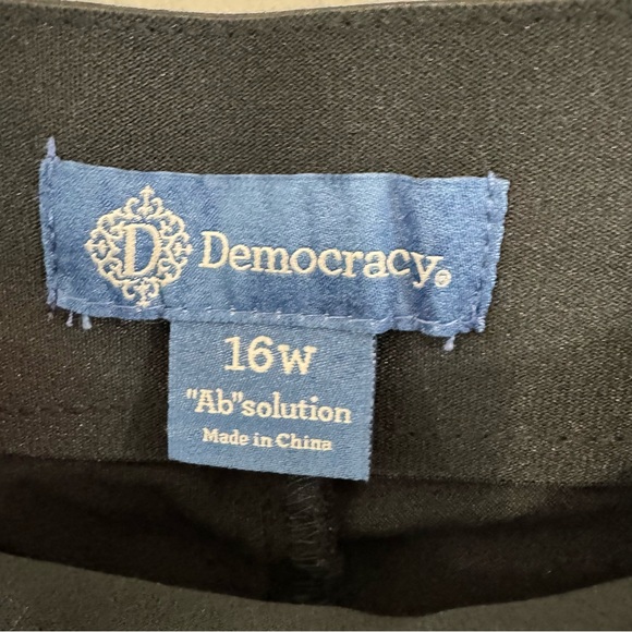 Democracy Jeans Itty Bitty Boot High Rise Ab Technology Black Pull On Size 16W - Picture 12 of 14